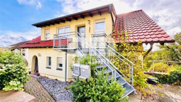Modernisiertes 1 bis 2 Familienhaus mit DG-Ausbau BJ 02/03 und Panoramablick am Rüsteberg 34266 Niestetal, Einfamilienhaus